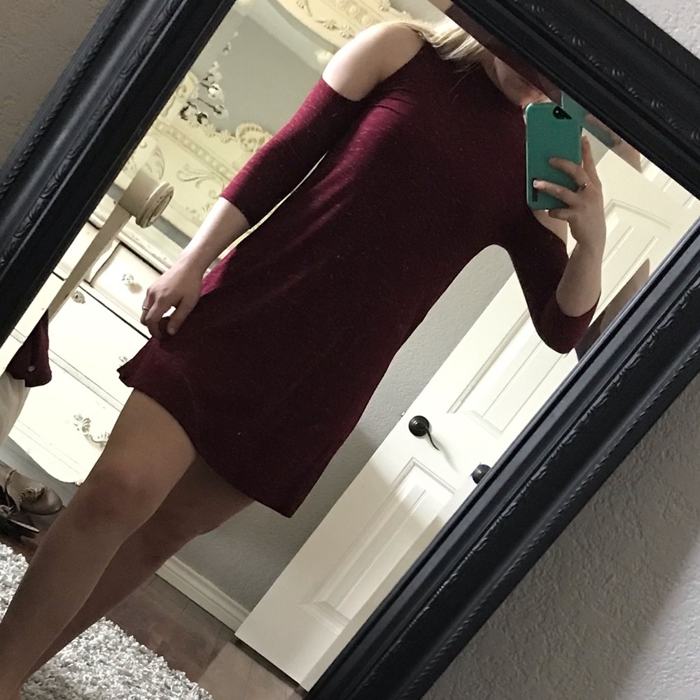 Dress - Picture 2 of 2